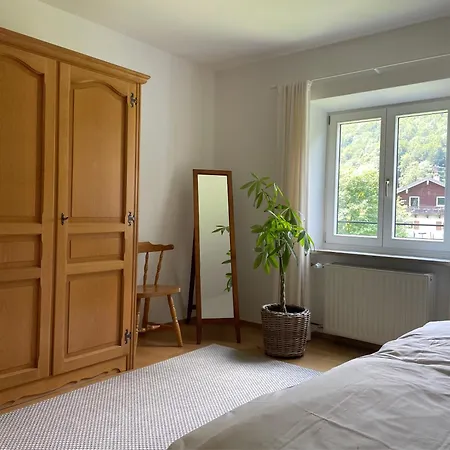 Haus Kaiserinn - Komfortable 82 Qm Ausgestattet, 2 Schlafzimmer Mit Balkon Und Bergblick * Flintsbach