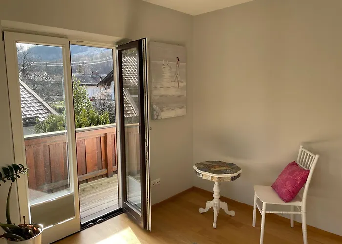 Lägenhet Haus Kaiserinn - Komfortable 82 Qm Ausgestattet, 2 Schlafzimmer Mit Balkon Und Bergblick *